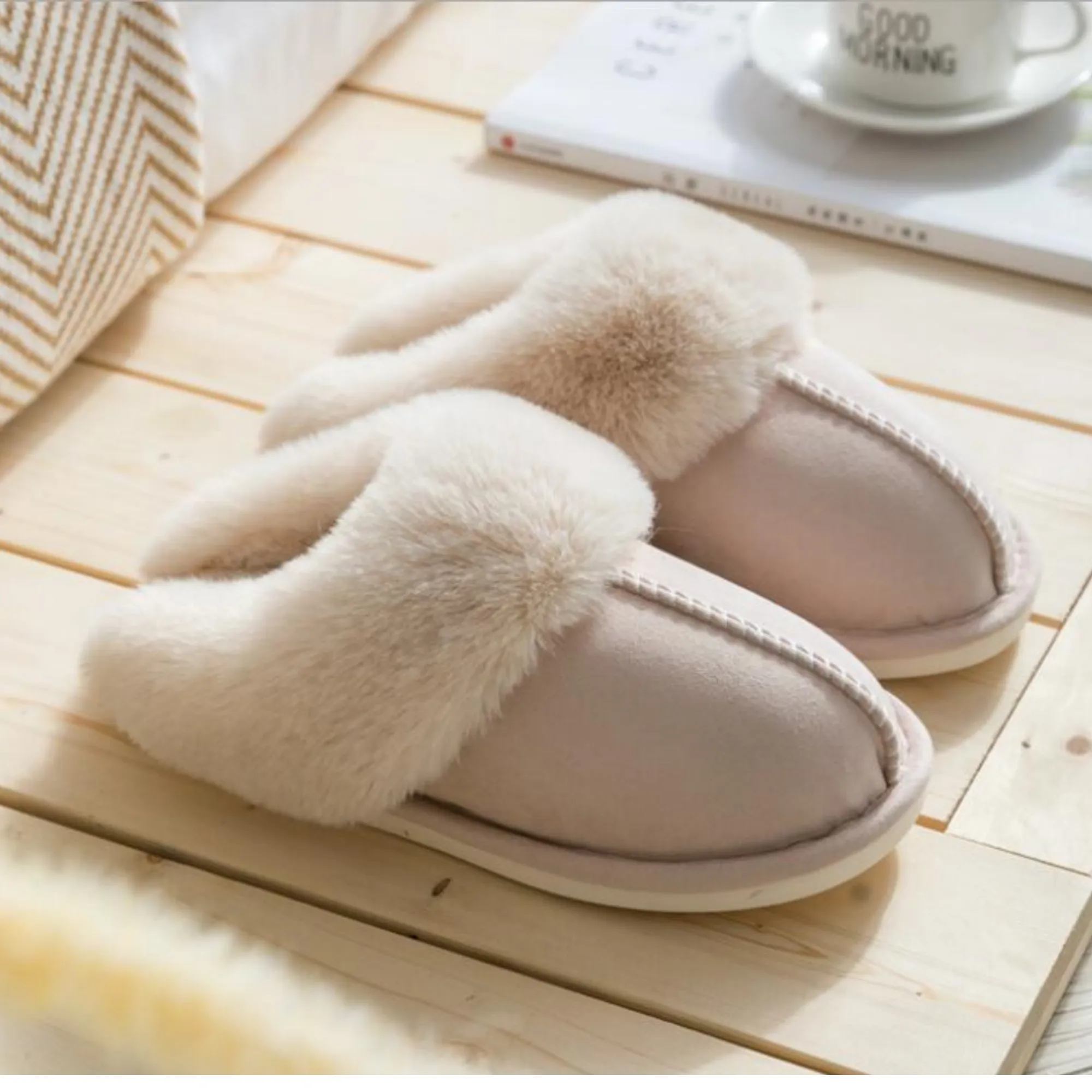 Bras & Honey Ladies Lila Slippers Faux Sheepskin Mule, Beige