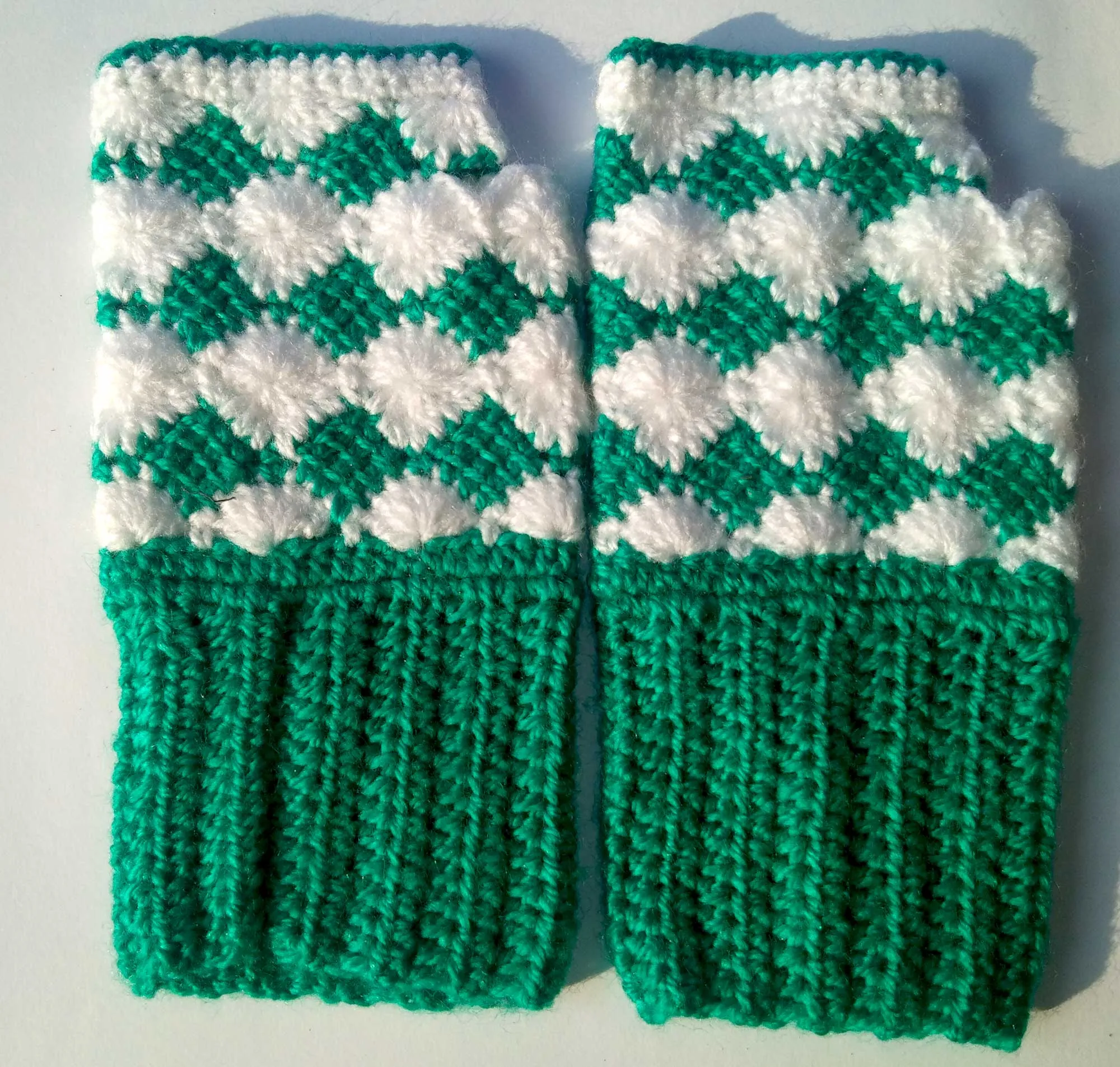 Graminarts Handmade fingerless multicolor gloves Color Greena